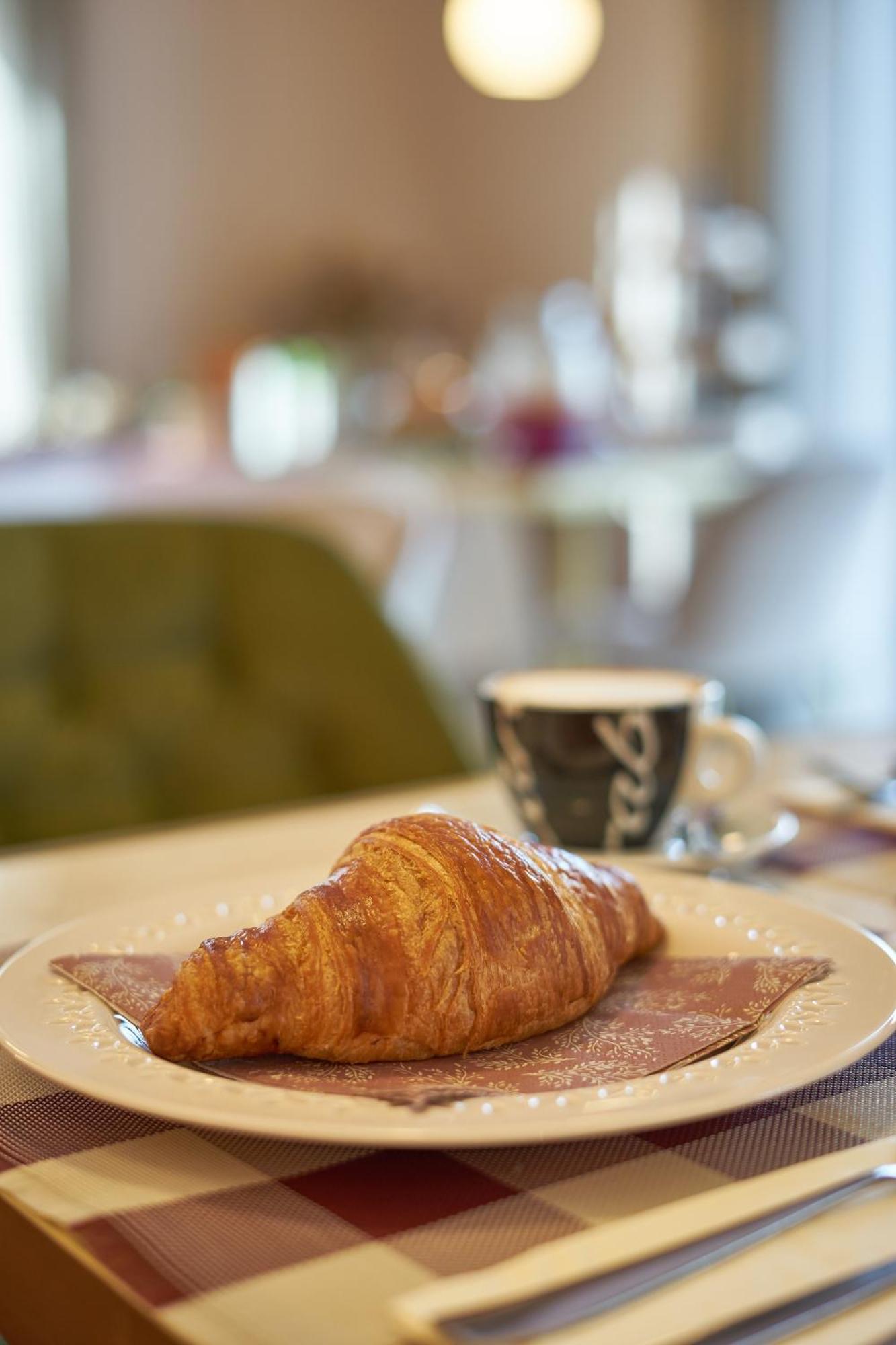 Dolcemente Garni Hotel Superior إيزولا المظهر الخارجي الصورة